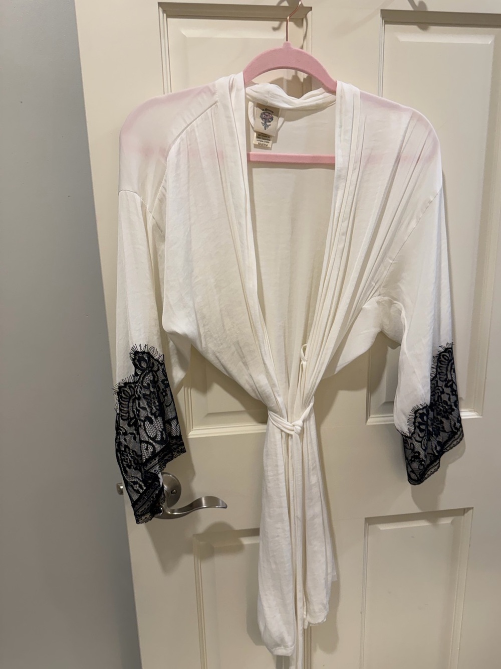 In Bloom White Kimono Robe with Black Lace Sleeves